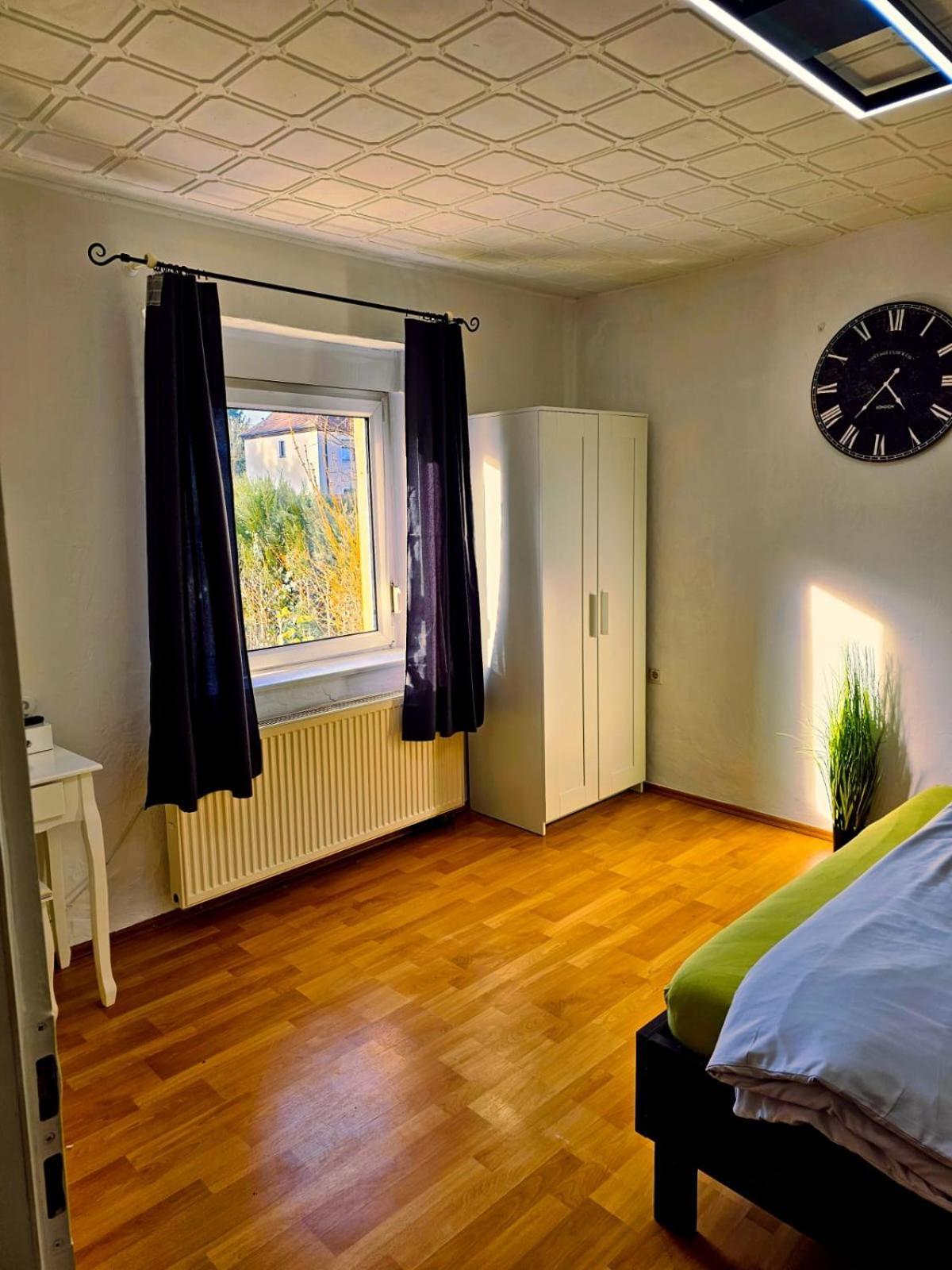 B&R Ferienhaus In Der Naehe Des Flughafens Norimberk Exteriér fotografie