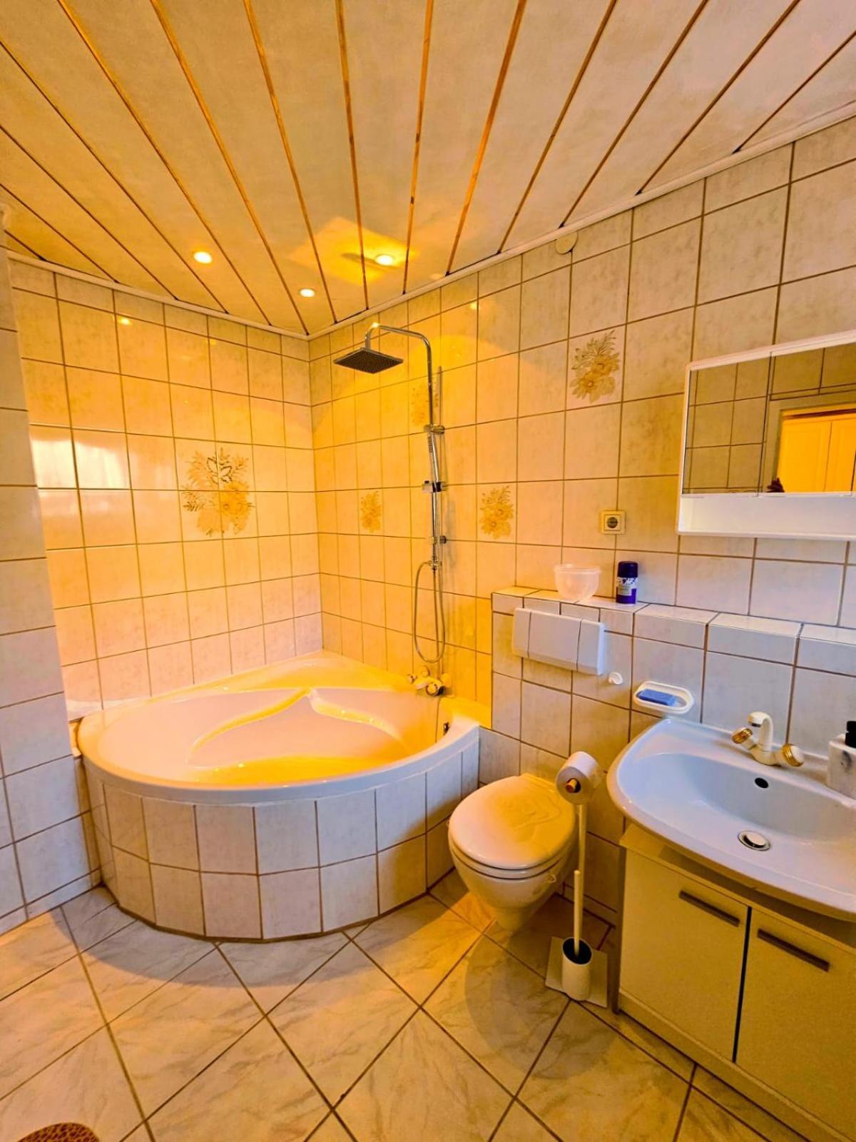 B&R Ferienhaus In Der Naehe Des Flughafens Norimberk Exteriér fotografie
